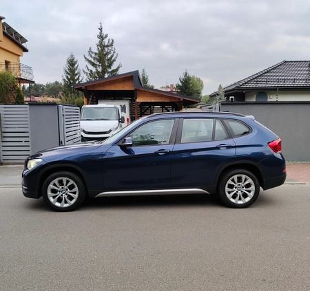 BMW X1 cena 38900 przebieg: 219800, rok produkcji 2013 z Jędrzejów małe 254